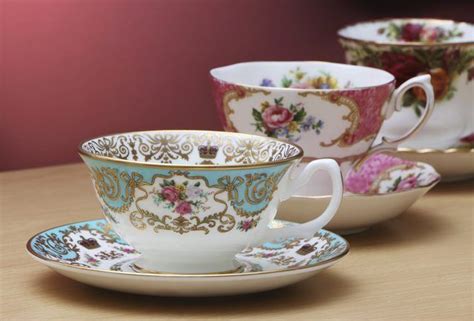 how to tell how old china dishes are